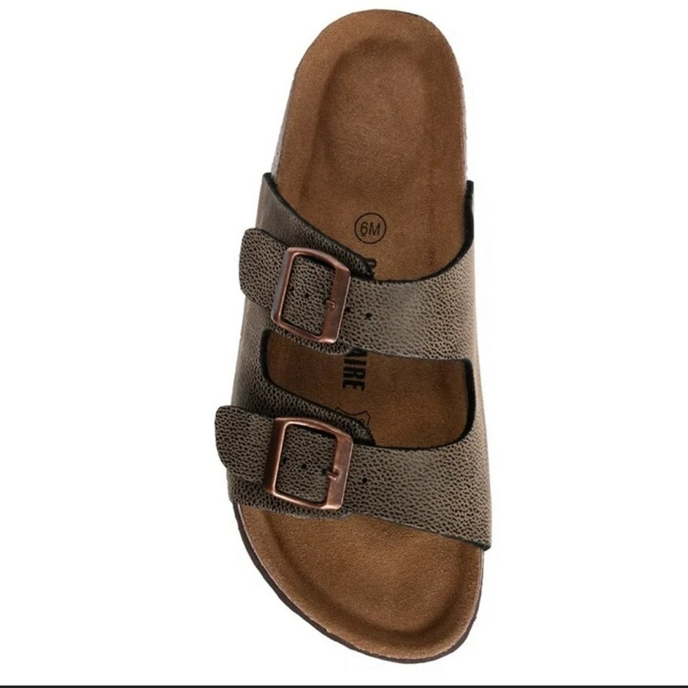 CUSHIONAIRE Women's Lane Cork Footbed Sandal with +Comfort 8W